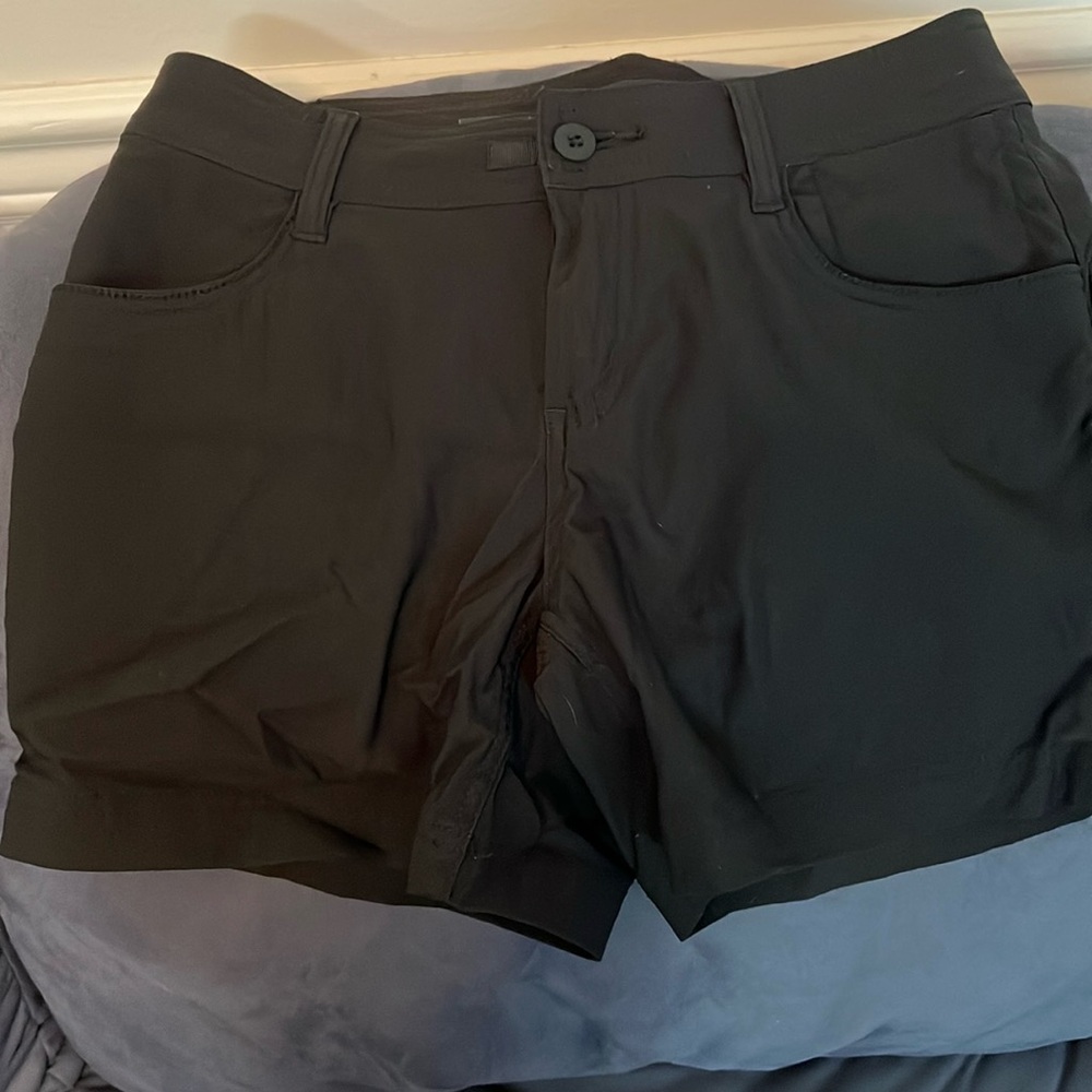 Prana size 2 shorts 5 inch inseam EUC